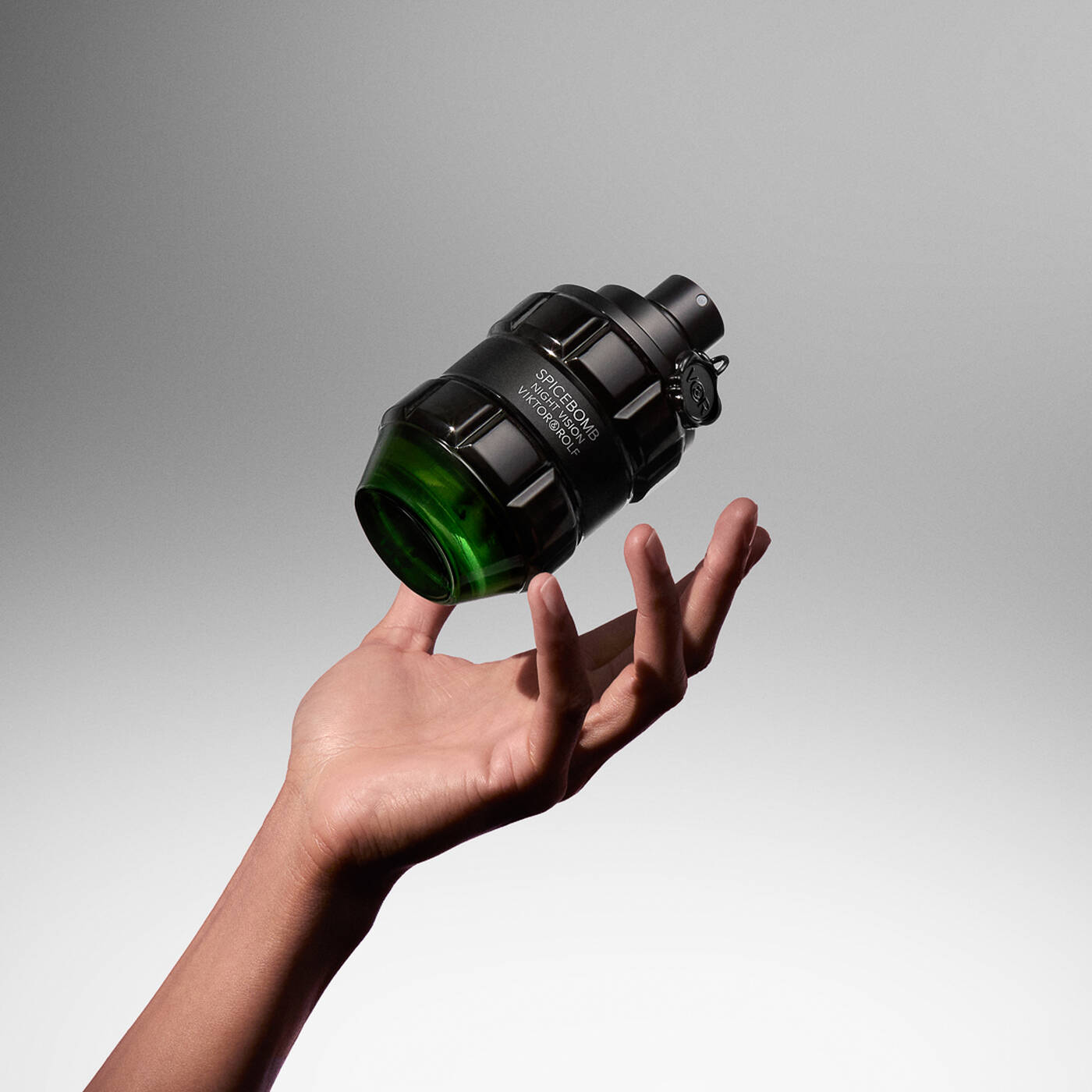 SPICEBOMB NIGHT VISION 90ML EDP – VIKTOR & ROLF